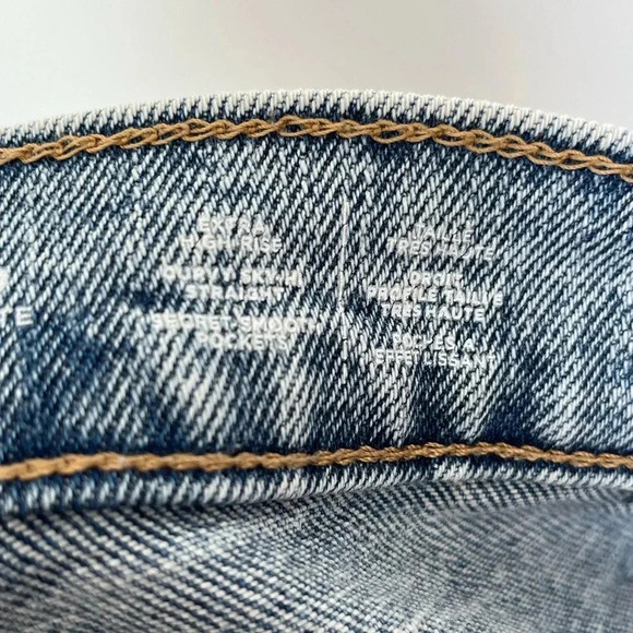 Old Navy Light Blue Distressed straght leg Jeans size 10 - Picture 7 of 9